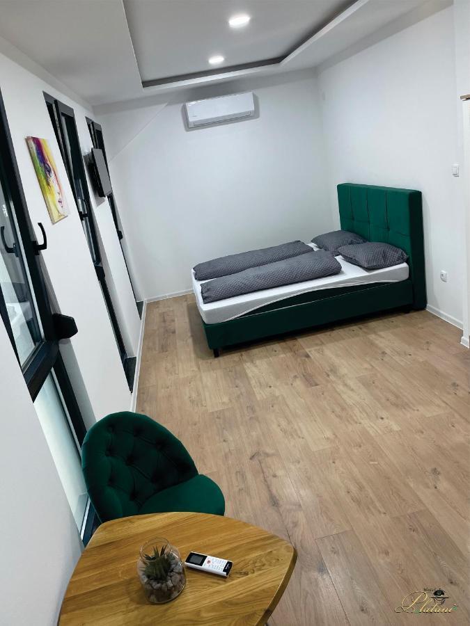 Motel Platani Kotor Varos Екстериор снимка