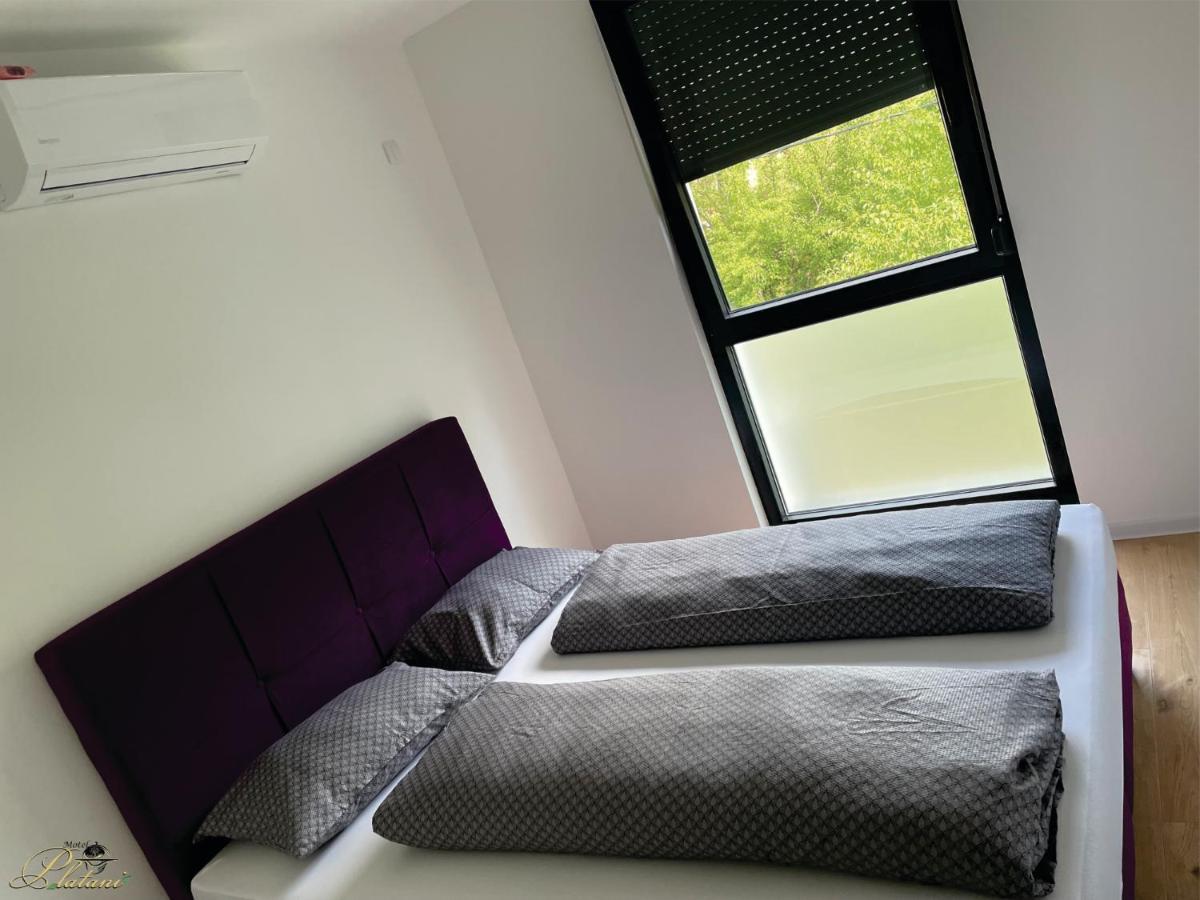 Motel Platani Kotor Varos Екстериор снимка