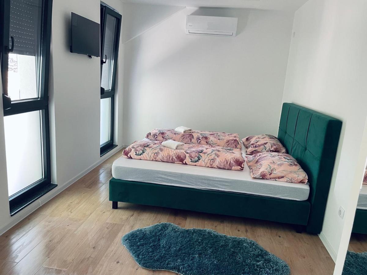 Motel Platani Kotor Varos Екстериор снимка